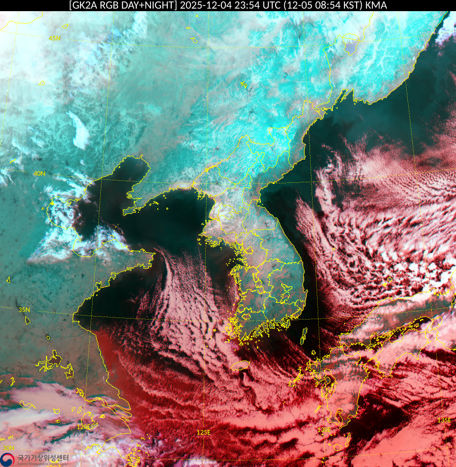 Satellite : 202512042354