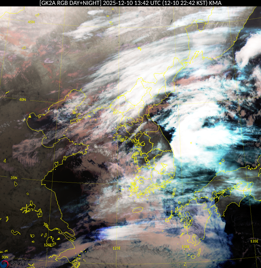 Satellite : 202512101342